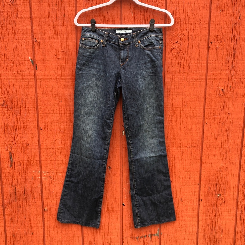🛒Joe’s Jeans Honey Fit Size 28 ✨